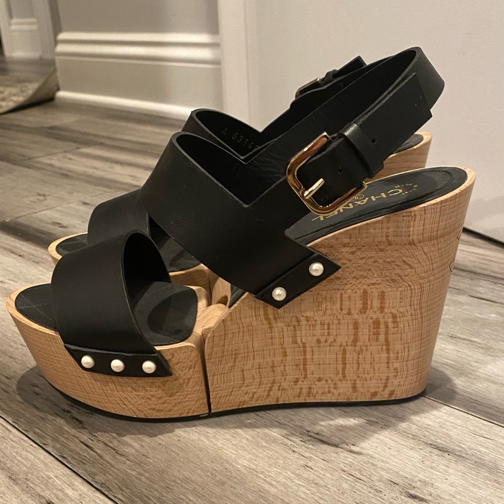 Chanel wedges NWT